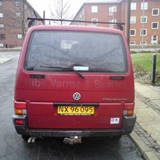 VW Transporter 2,4D