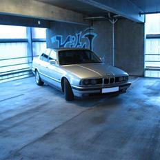 BMW 525i 24V e34 "SOLGT"