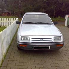 Ford Sierra 2,3GL. V6..(SOLGT)