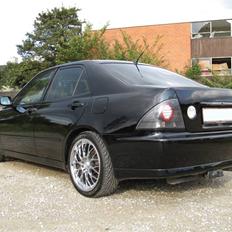 Lexus IS200 Sport 
