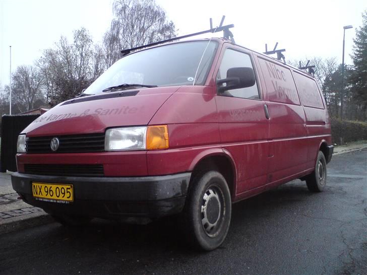 VW Transporter 2,4D billede 1