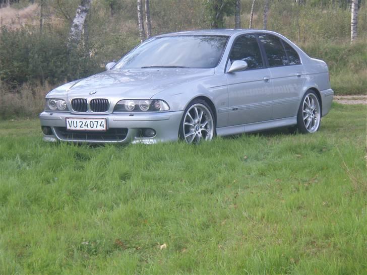 BMW E39 billede 2