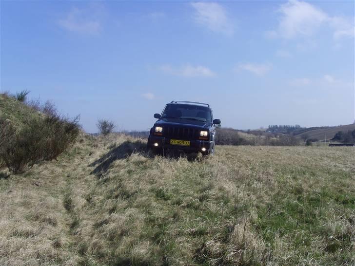 Jeep Cherokee Mk I 2,5 billede 2