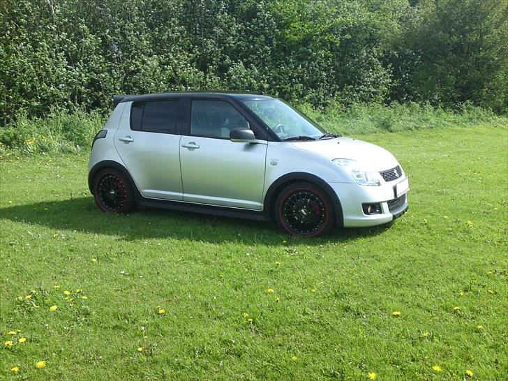 Suzuki Swift DDIS GL-A billede 2