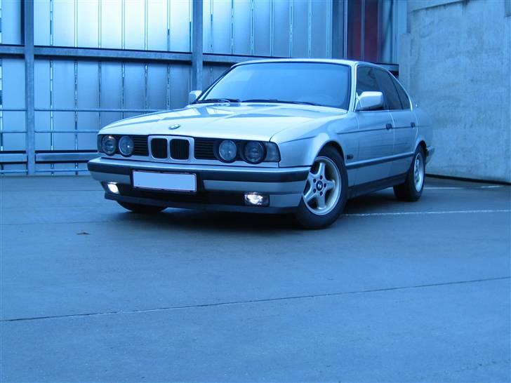 BMW 525i 24V e34 "SOLGT" billede 9