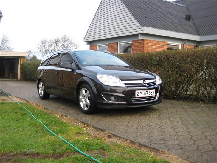 Opel Astra H wagon  "Solgt" billede 2