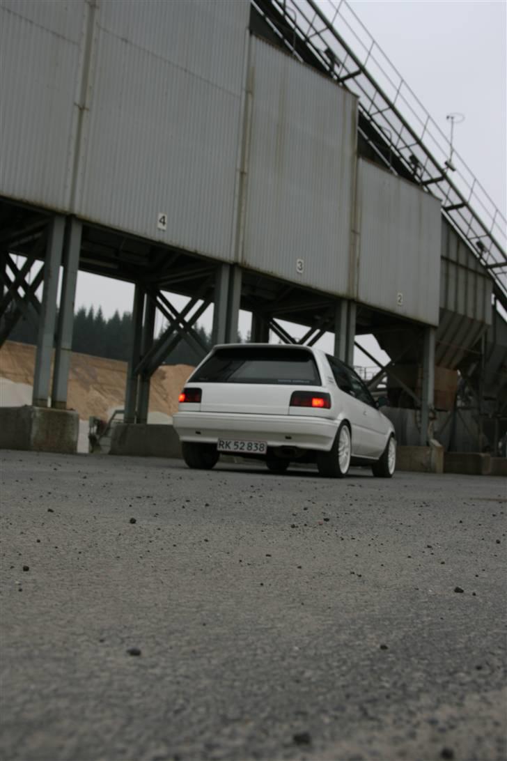 Toyota Corolla 1300 ..SOLGT billede 14