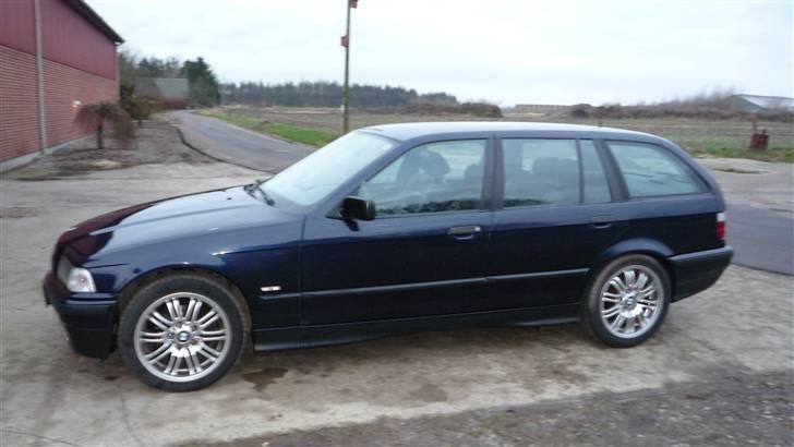 BMW e 36 318 tds touring billede 2