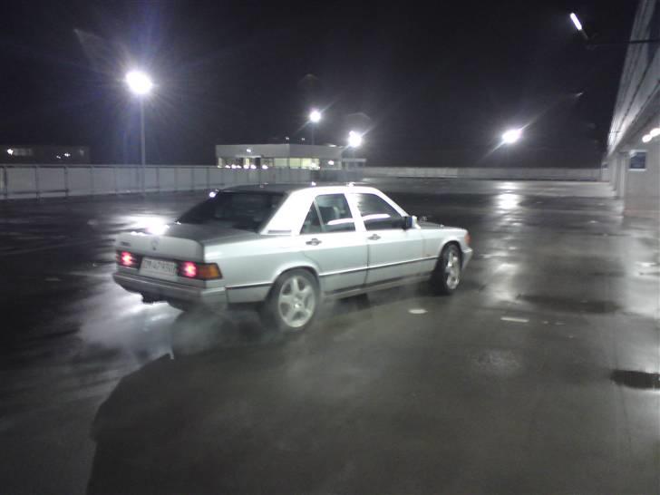 Mercedes Benz 190e  (SOLGT) billede 10