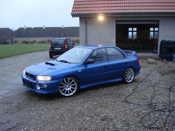Subaru Impreza gt billede 2