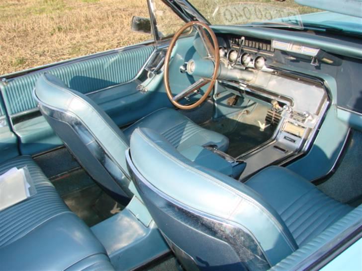 Ford Thunderbird  SOLGT - Her sider man godt billede 1