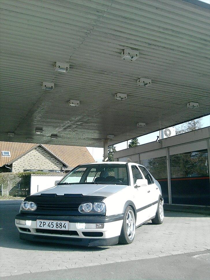 VW Vento 1,8 GL (SOLGT) billede 8