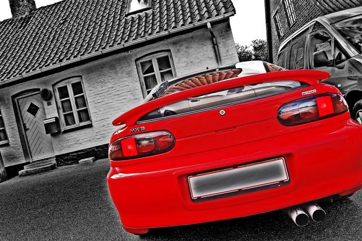 Mazda MX 3 1.6 (solgt) billede 17