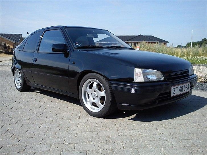Opel Kadett E 'Den Sorte Gryde' billede 1