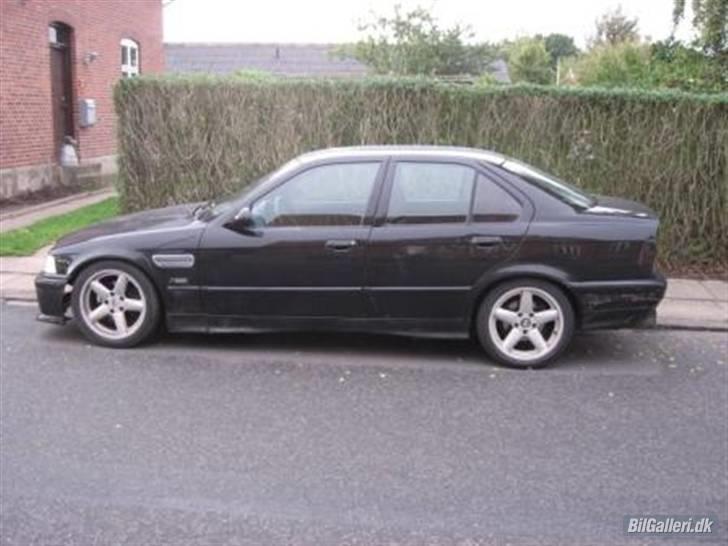 BMW e36 318 is solgt billede 2