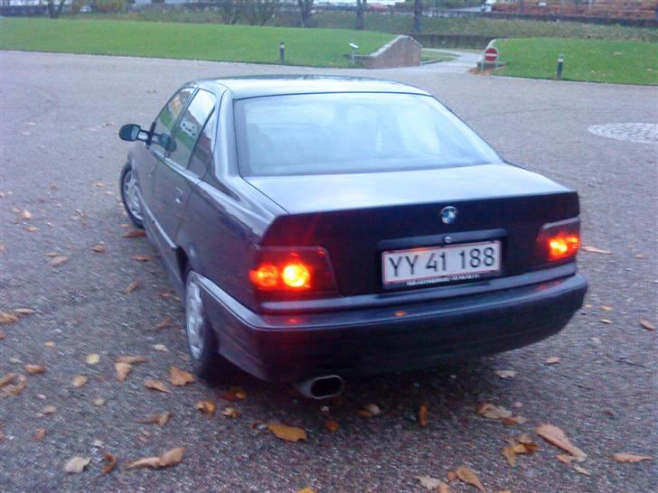 BMW e36 318 is solgt billede 5