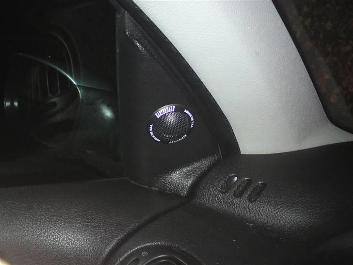 Peugeot 206 1,6 Sport - twidy højtaller i frondt dør billede 2