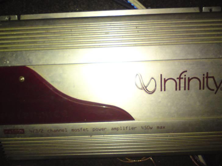 Peugeot 206 1,6 Sport - den ene forstærker. billede 7