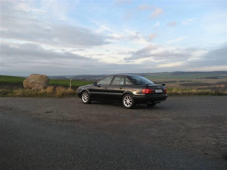 Audi 80 2,3E  1992  * SOLGT * billede 2