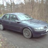 Opel Vectra B 1,6 16V  SOLGT !