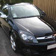 Opel Astra GTC (SOLGT)