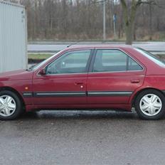 Peugeot 405 Si 1,8 (Totaltskadet)