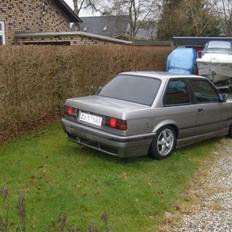 BMW e30 325i solgt..
