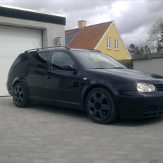 VW Golf 4 Variant solgt
