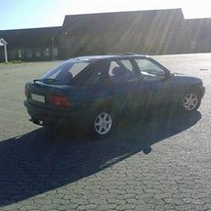 Ford Escort mk VII - 1,6i 16V