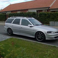 Opel vectra b 3,0 v6