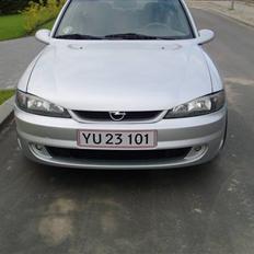 Opel vectra b 3,0 v6