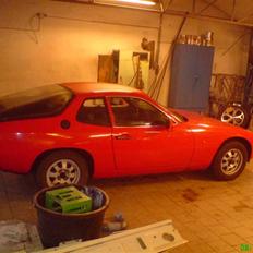 Porsche 924