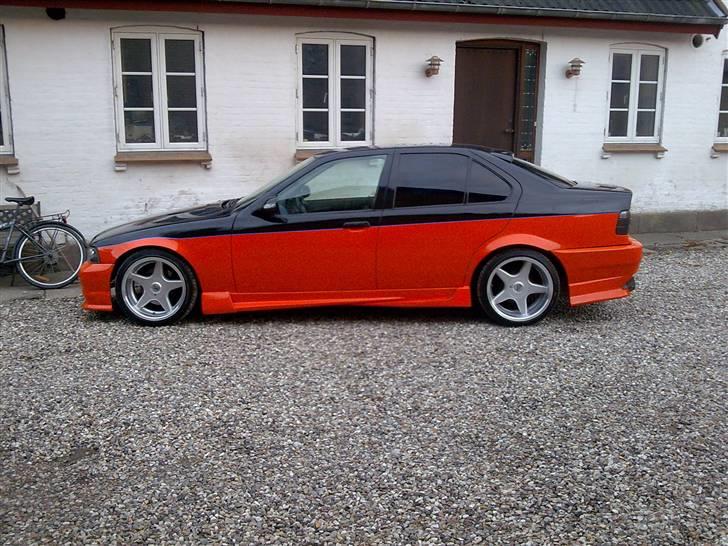 BMW 318i/320i solgt billede 12