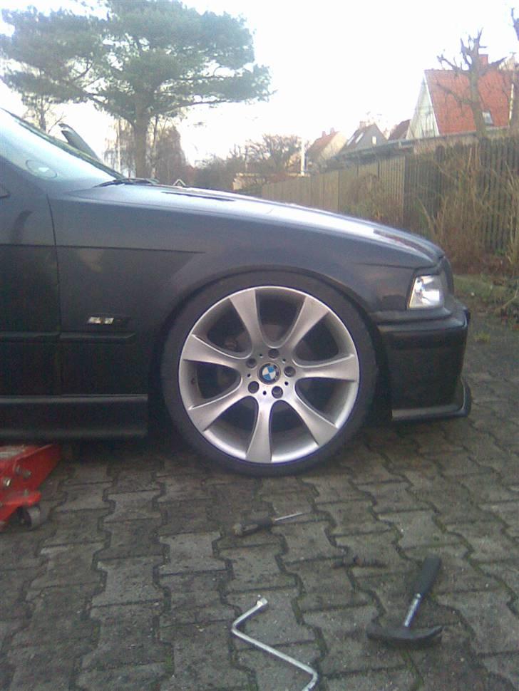 BMW 325i Solgt billede 9