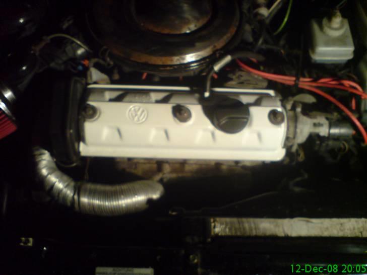 VW Polo solgt - Hvidt ventildæksel syntes selv det ser meget godt ud  billede 12