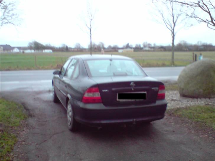 Opel Vectra B 1,6 16V  SOLGT ! billede 8