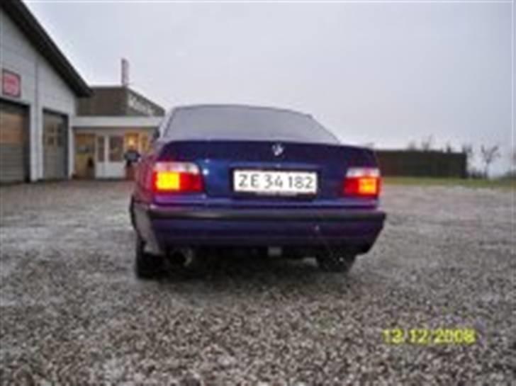 BMW 325 tds SOLGT billede 8