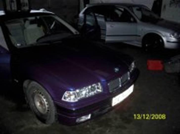 BMW 325 tds SOLGT billede 9