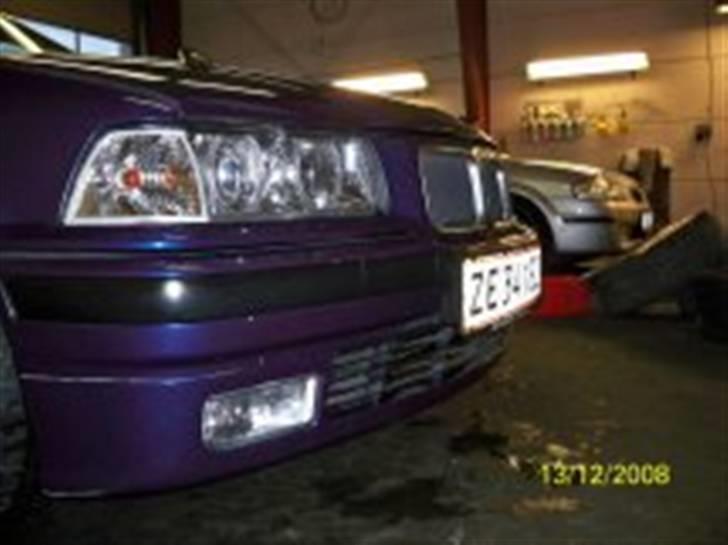 BMW 325 tds SOLGT billede 14