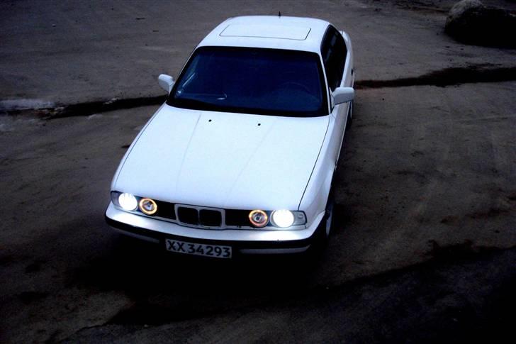 BMW e34 525i // 535i..SOLGT.. billede 1