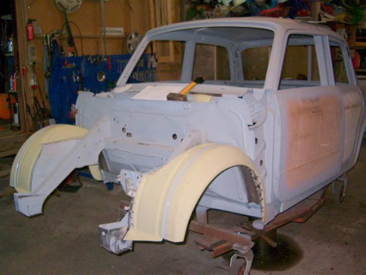 Fiat 1100  - Nyt-utroligt at det findes inderskærme osv..bilen er 40 gamel alt er Fiat oiginal parts billede 3