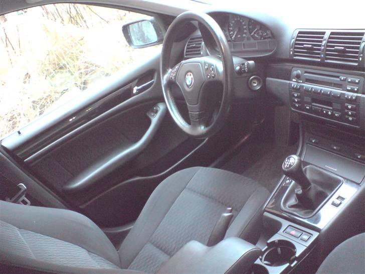BMW e46 ~ 320i Sedan (ShadowLine) billede 6
