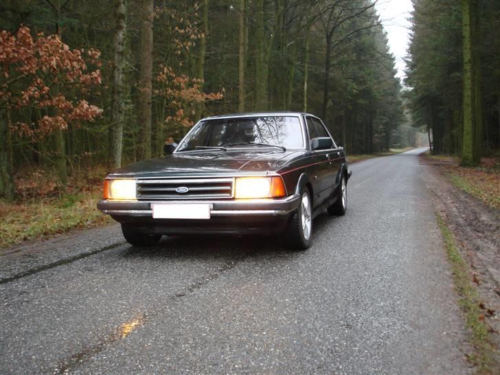 Ford Granada 2,8i -SOLGT- billede 6
