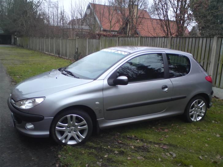 Peugeot 206 1,6 Sport billede 10