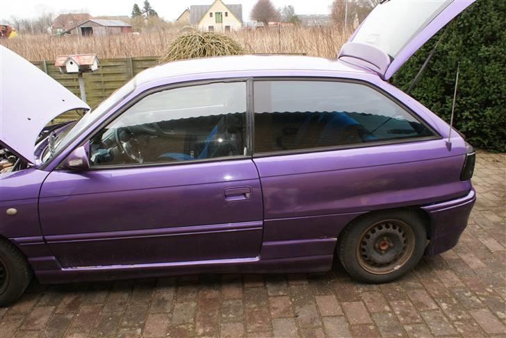 Opel Astra F 1.4i *SOLGT* billede 4