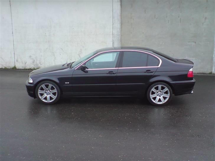 BMW e46 ~ 320i Sedan (ShadowLine) billede 15