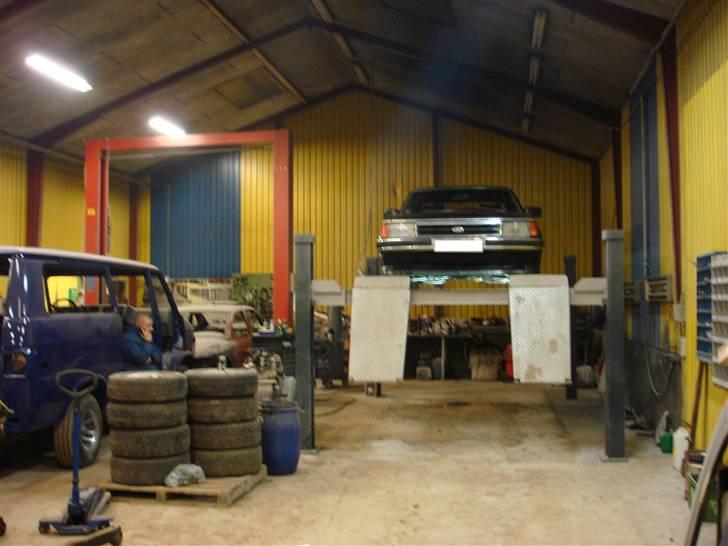 Ford Granada 2,8i -SOLGT- billede 15