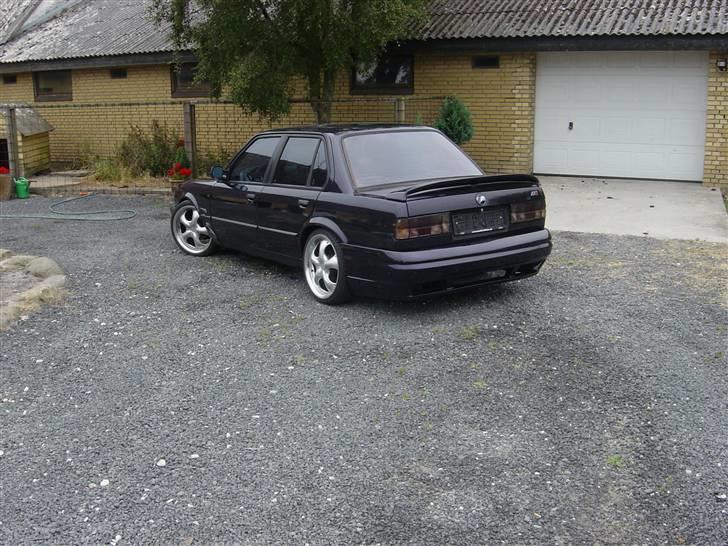BMW E30 320 i billede 3