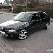 Peugeot 306