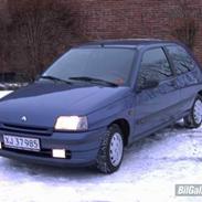 Renault clio 1.4 rn